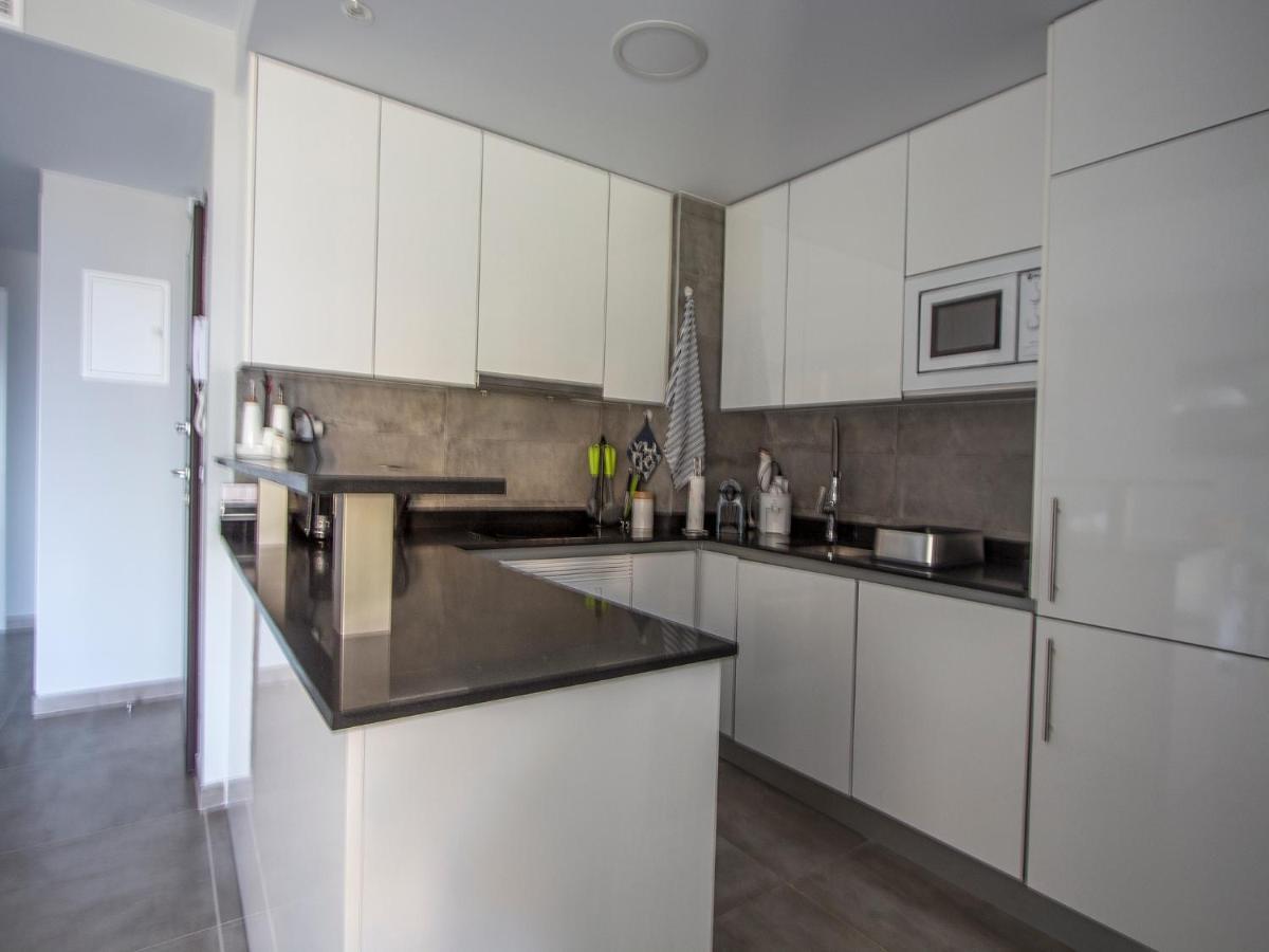 Infinity Luxury Sea View Apartment With Private Garden อาเรนาเลส เดล ซอล ภายนอก รูปภาพ