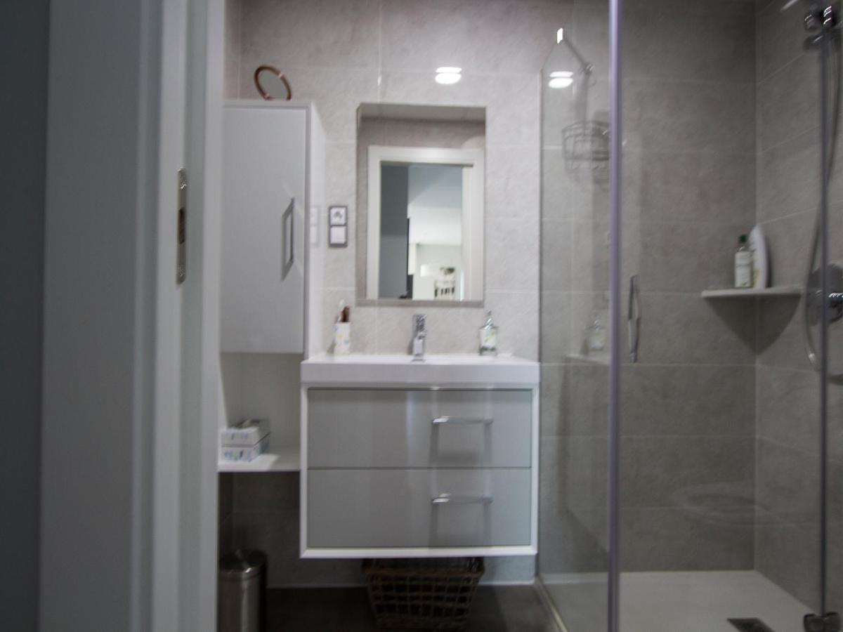 Infinity Luxury Sea View Apartment With Private Garden อาเรนาเลส เดล ซอล ภายนอก รูปภาพ