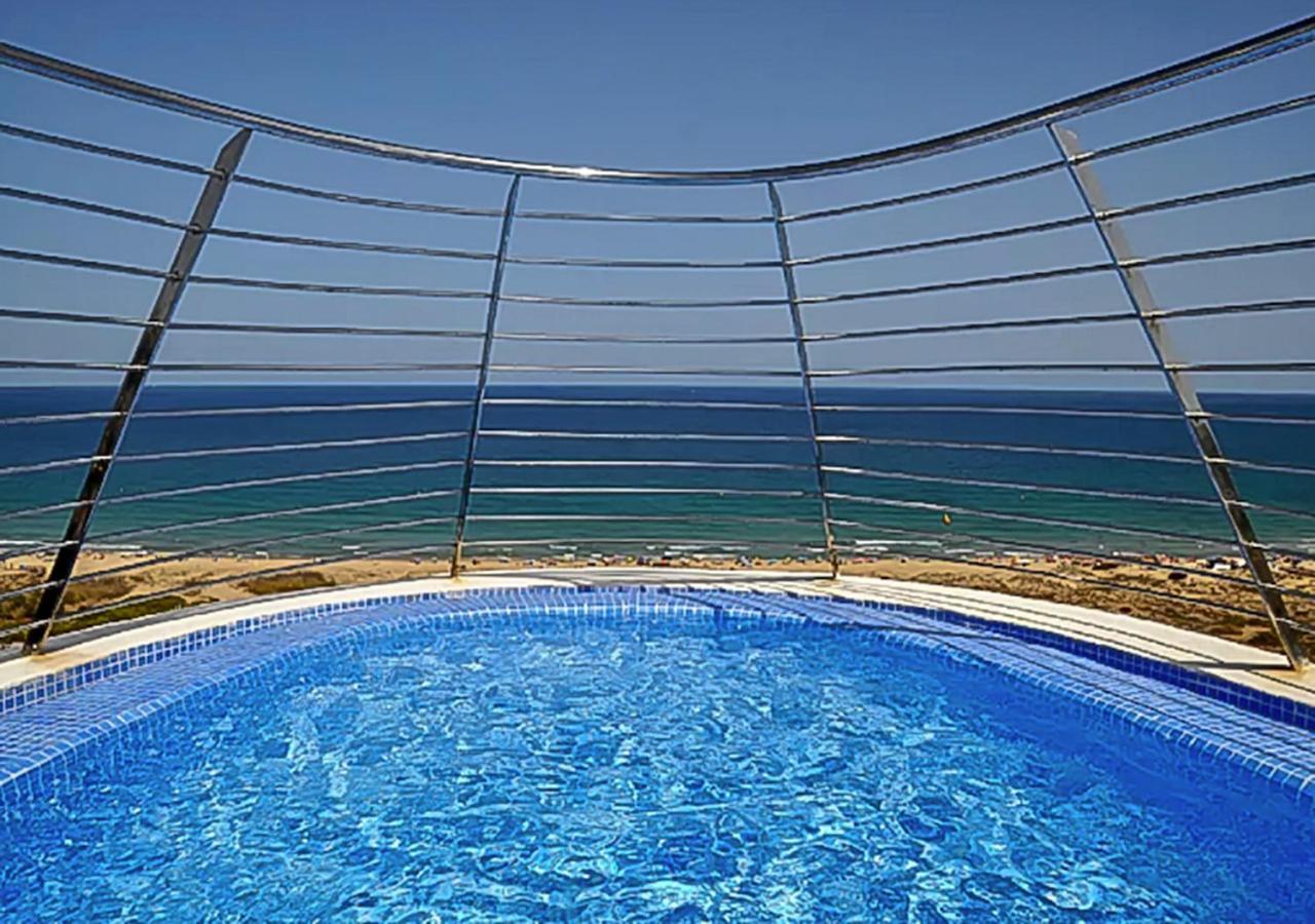 Infinity Luxury Sea View Apartment With Private Garden อาเรนาเลส เดล ซอล ภายนอก รูปภาพ